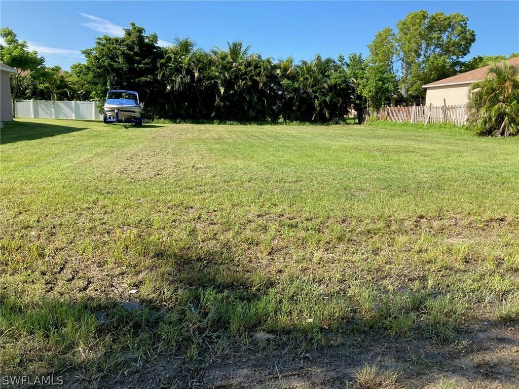 1618 SW 12th Ter., Cape Coral, FL 33991