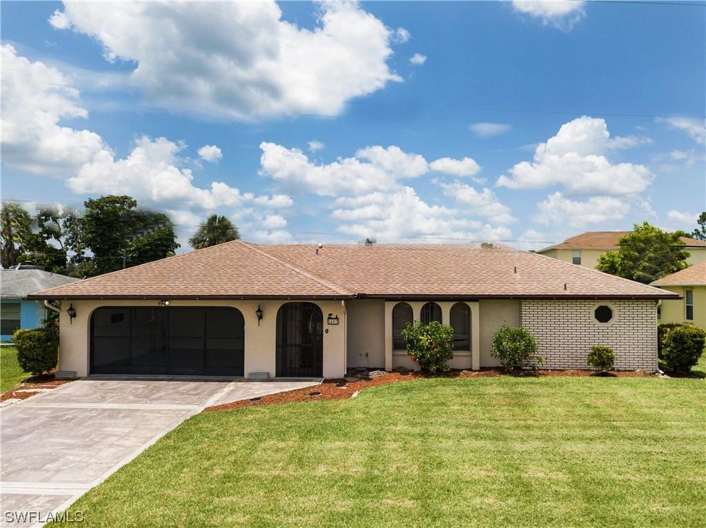 2407 Del Ray Pl., Lehigh Acres, FL 33936