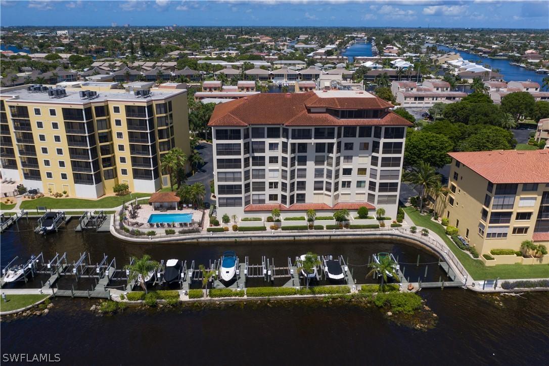 4019 SE 20th Pl. #203, Cape Coral, FL 33904