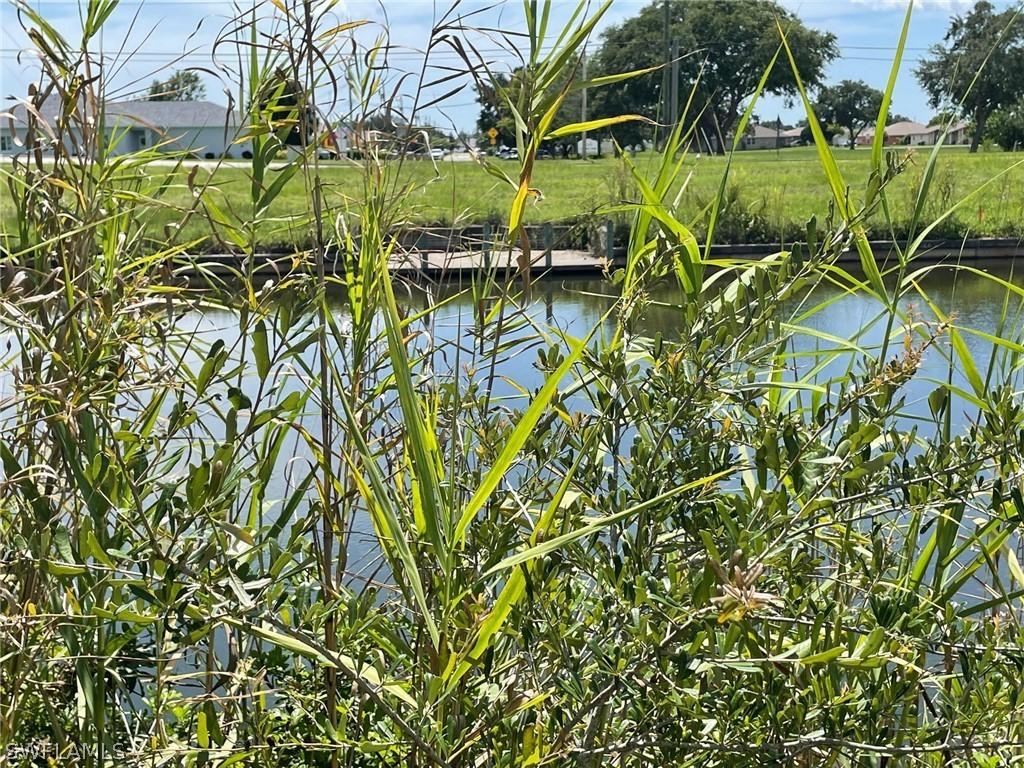 634 SE 8th Pl., Cape Coral, FL 33990