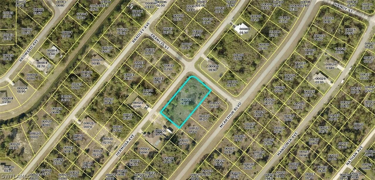 337 Hermosa Ave., Lehigh Acres, FL 33974