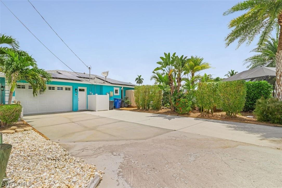 11818 Island Ave., Matlacha, FL 33993