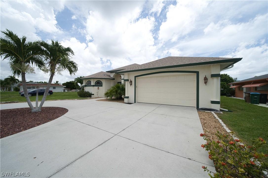 528 Mohawk Pkwy., Cape Coral, FL 33914