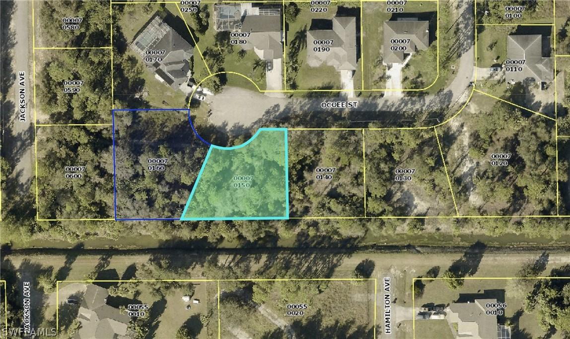 2905 Ocoee St., Lehigh Acres, FL 33972