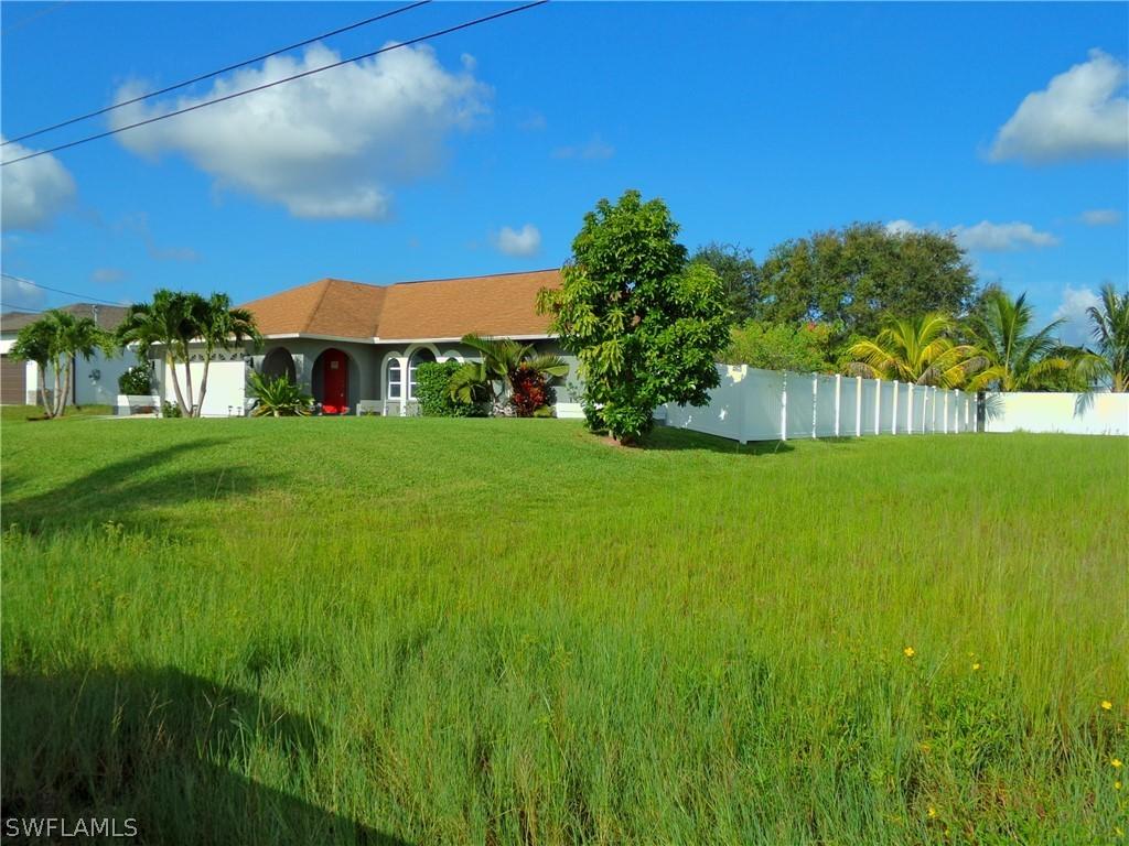 1428 NE 1st Ave., Cape Coral, FL 33909