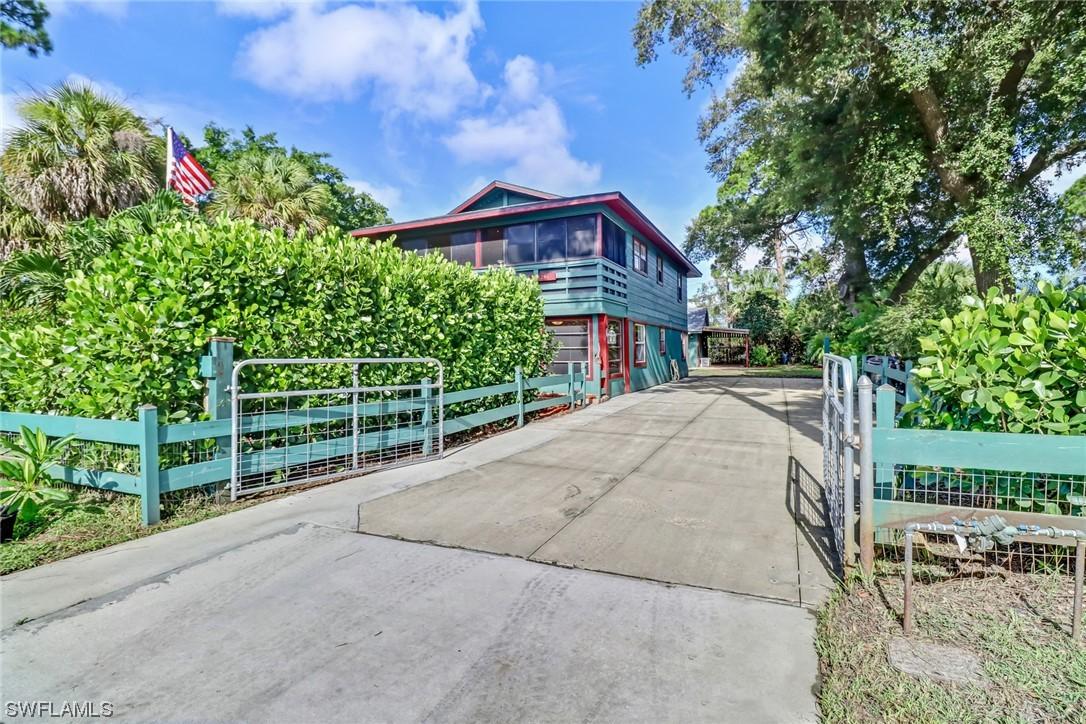 26290 Coventry Ln., Bonita Springs, FL 34135