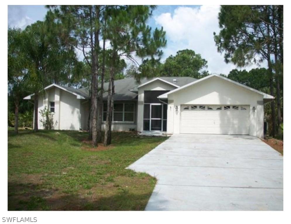 16050 Briarcliff Ln., Fort Myers, FL 33912