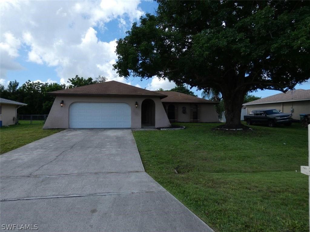 322 SE 46th Ln., Cape Coral, FL 33904