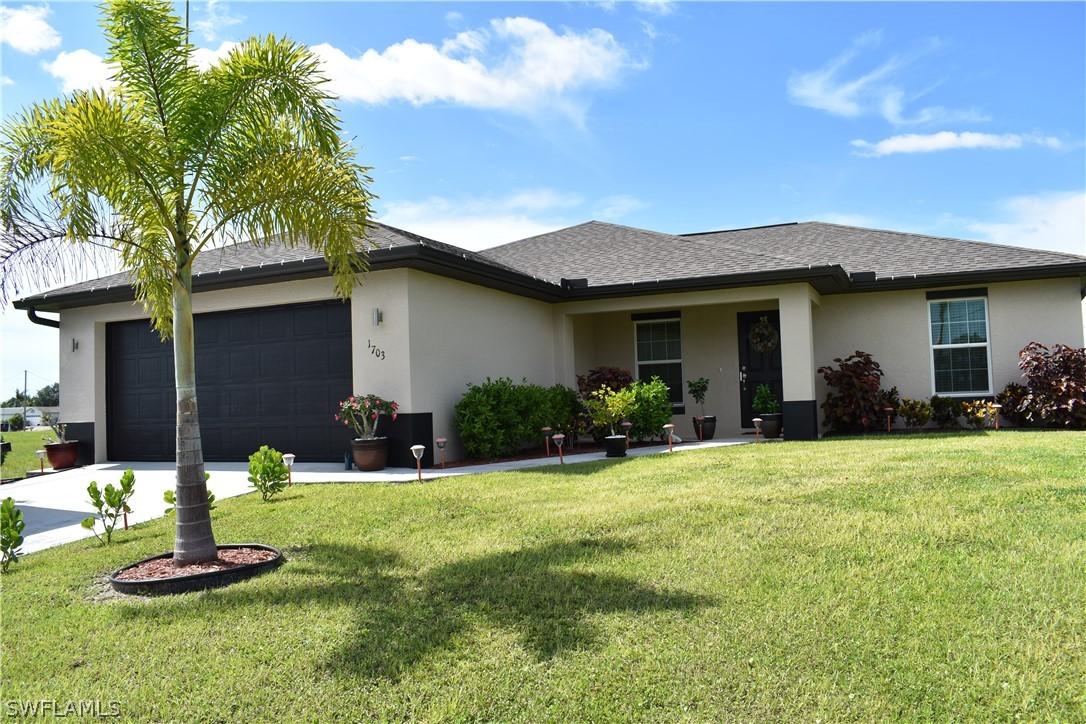 1703 NW 17th Ter., Cape Coral, FL 33993