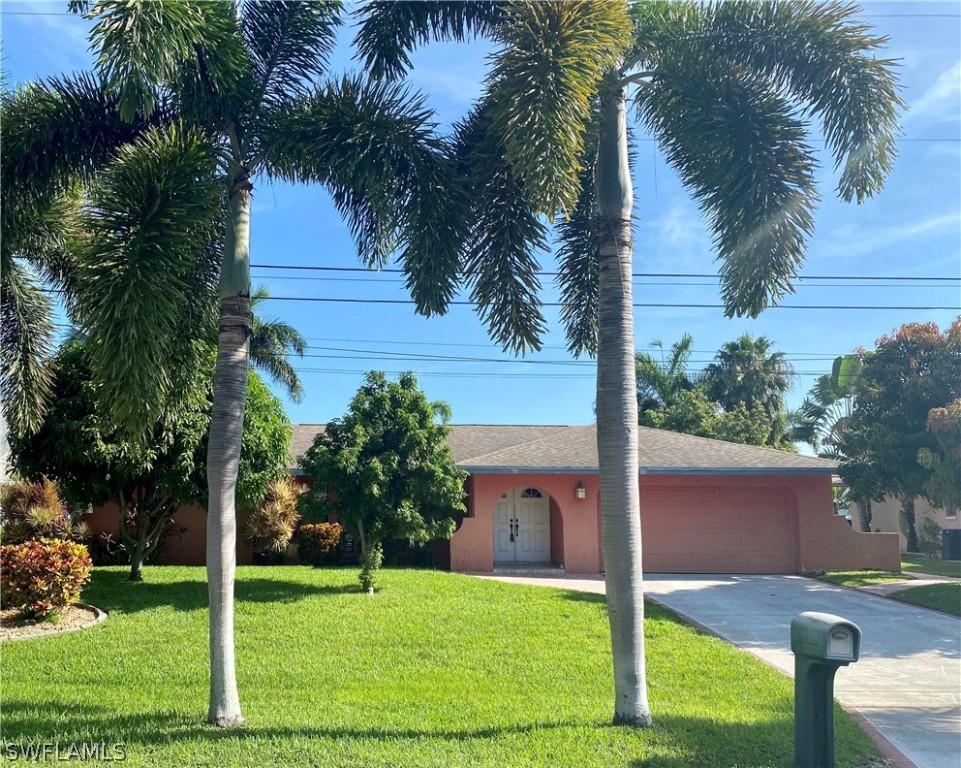 703 SE 33rd Ter., Cape Coral, FL 33904