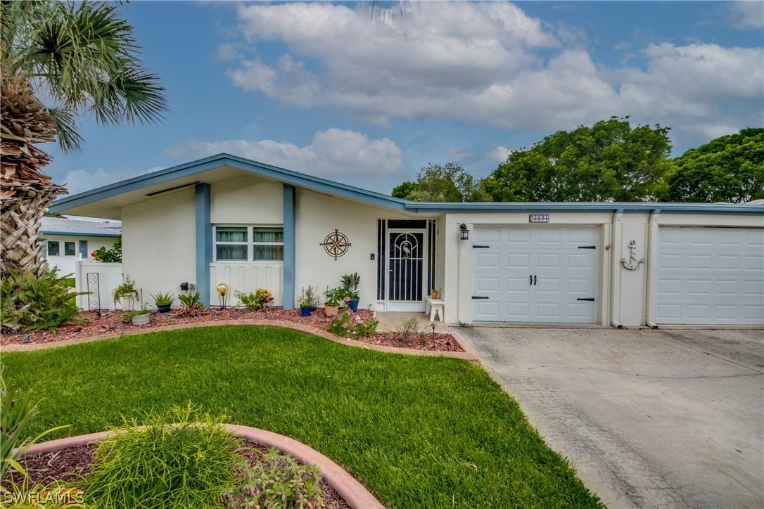 5574 Hamlet Ln., Fort Myers, FL 33919