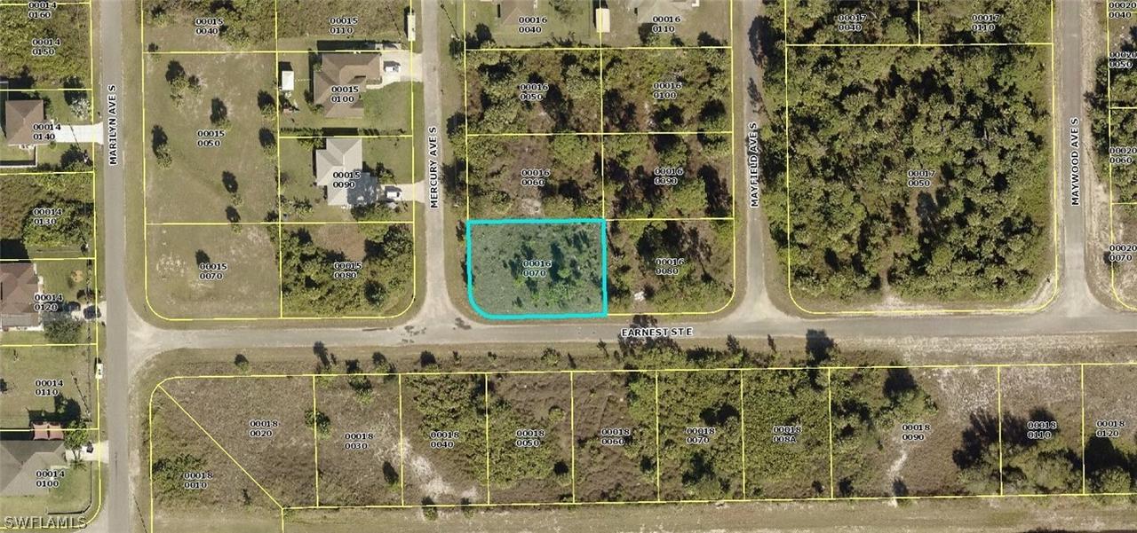 921 Mercury Ave., Lehigh Acres, FL 33974