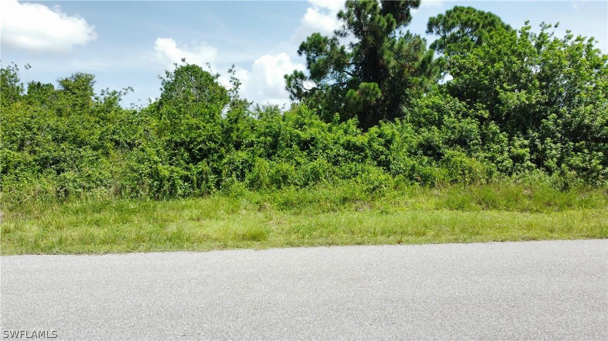 217 Preston St., Lehigh Acres, FL 33974