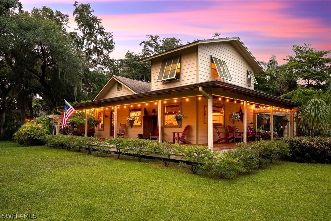 224 Lagoon Dr., Fort Myers, FL 33905