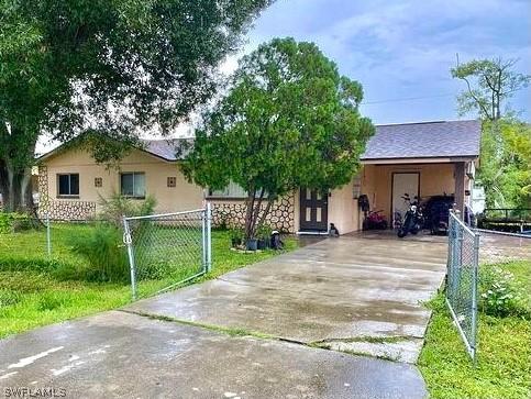3971 Manassas Ct., Fort Myers, FL 33905