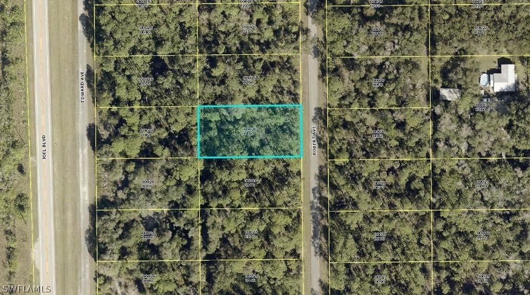 1813 Robert Ave., Lehigh Acres, FL 33972
