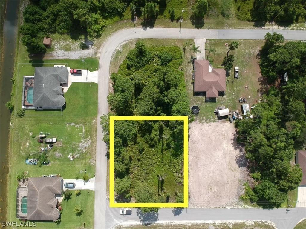 567 Beach Ave., Lehigh Acres, FL 33974