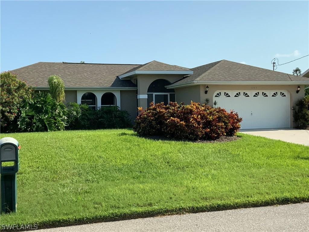135 SW 31st Ter., Cape Coral, FL 33914