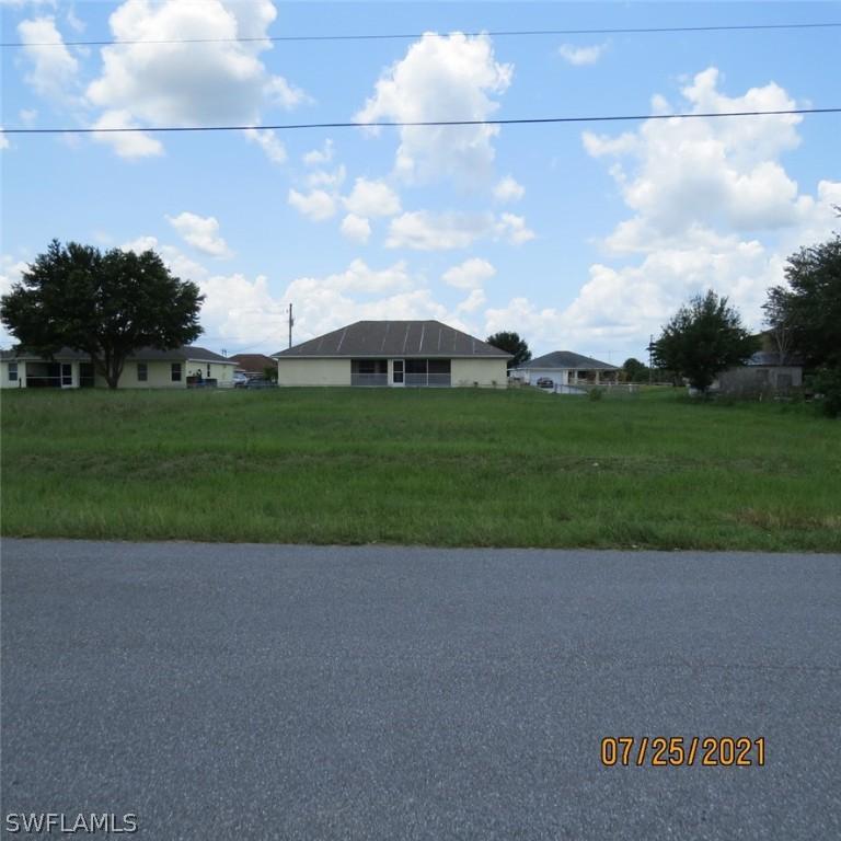1021 Carl Ave., Lehigh Acres, FL 33971