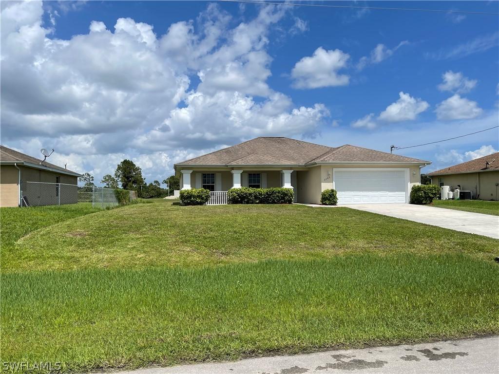 3203 NE 14th Pl., Cape Coral, FL 33909
