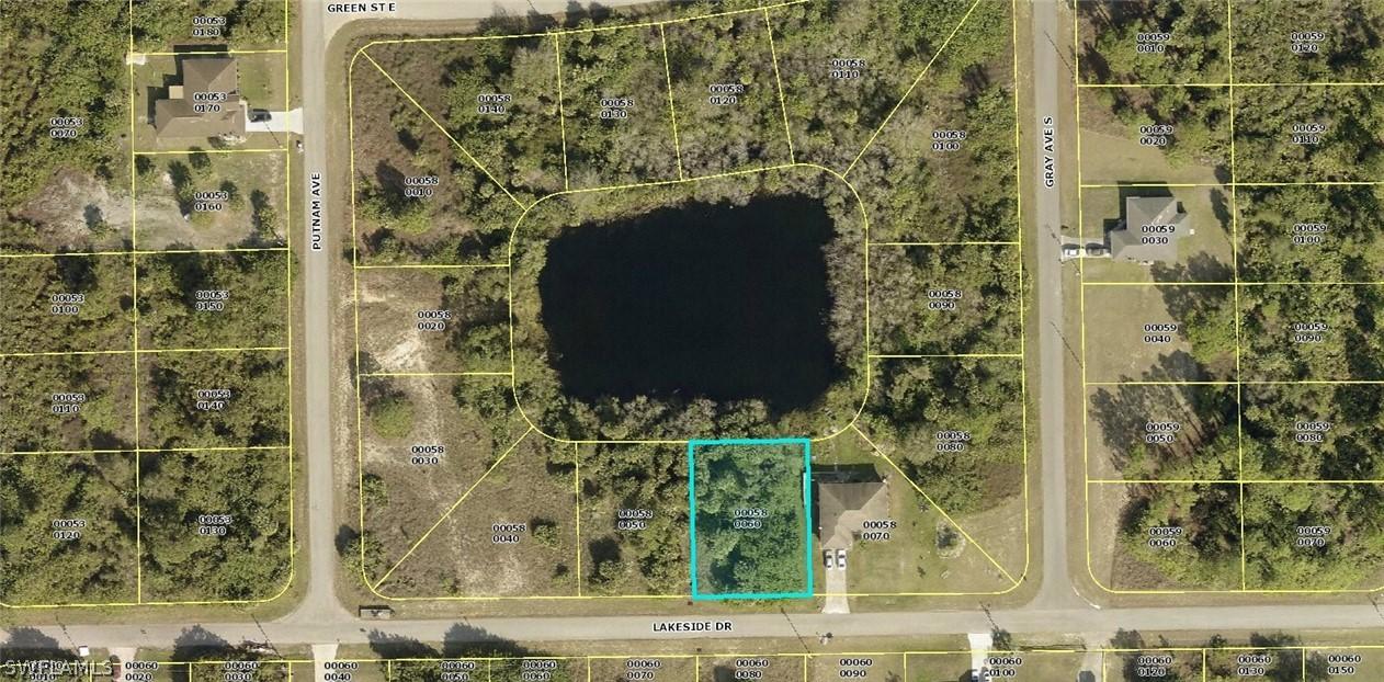 929 Lakeside Dr., Lehigh Acres, FL 33974