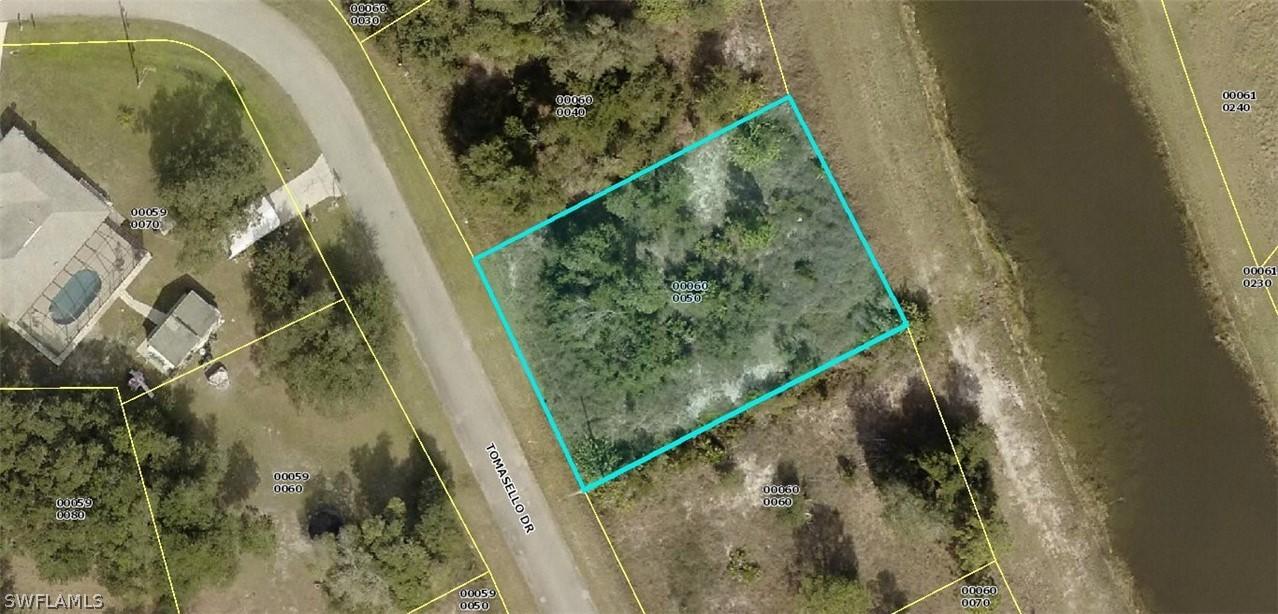 611 Tomasello Dr., Lehigh Acres, FL 33936