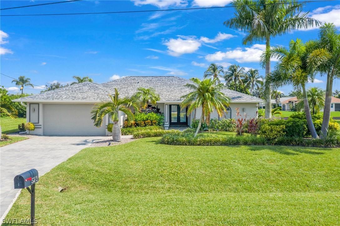 523 SW 35th Ter., Cape Coral, FL 33914
