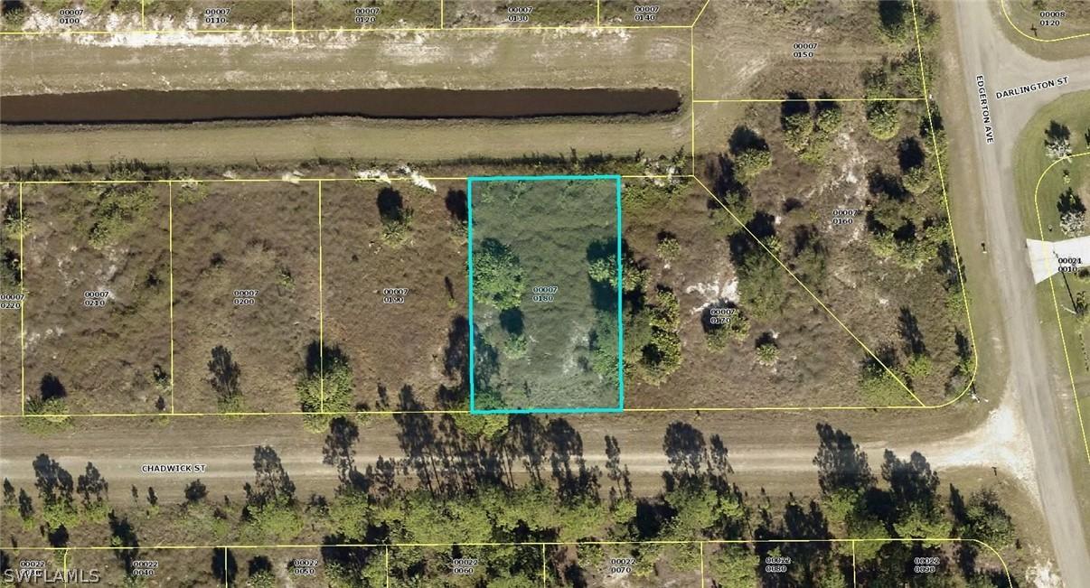 944 Chadwick St., Lehigh Acres, FL 33974