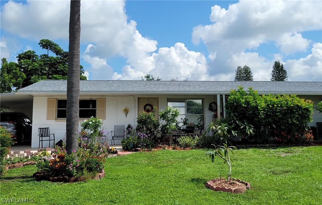 1111 Vineyard Pl., Lehigh Acres, FL 33936
