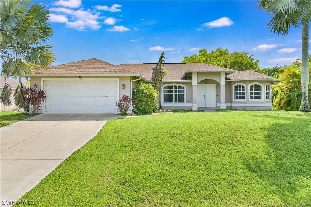 307 SW 11th Pl., Cape Coral, FL 33991