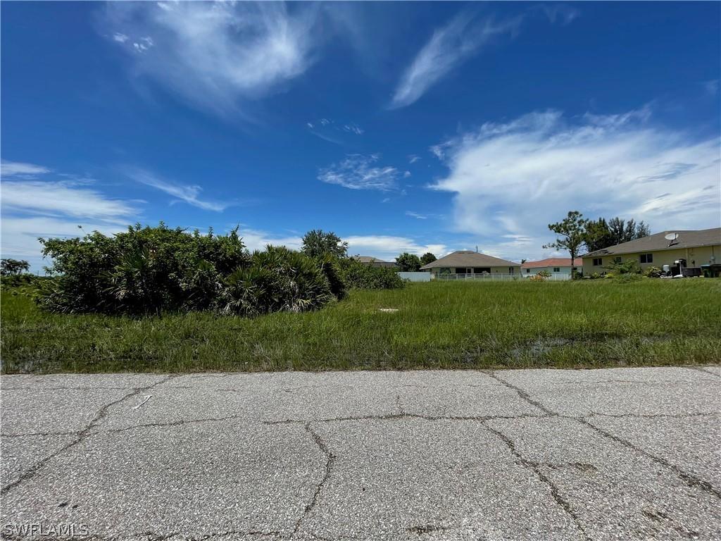 2233 SW 1st St., Cape Coral, FL 33991