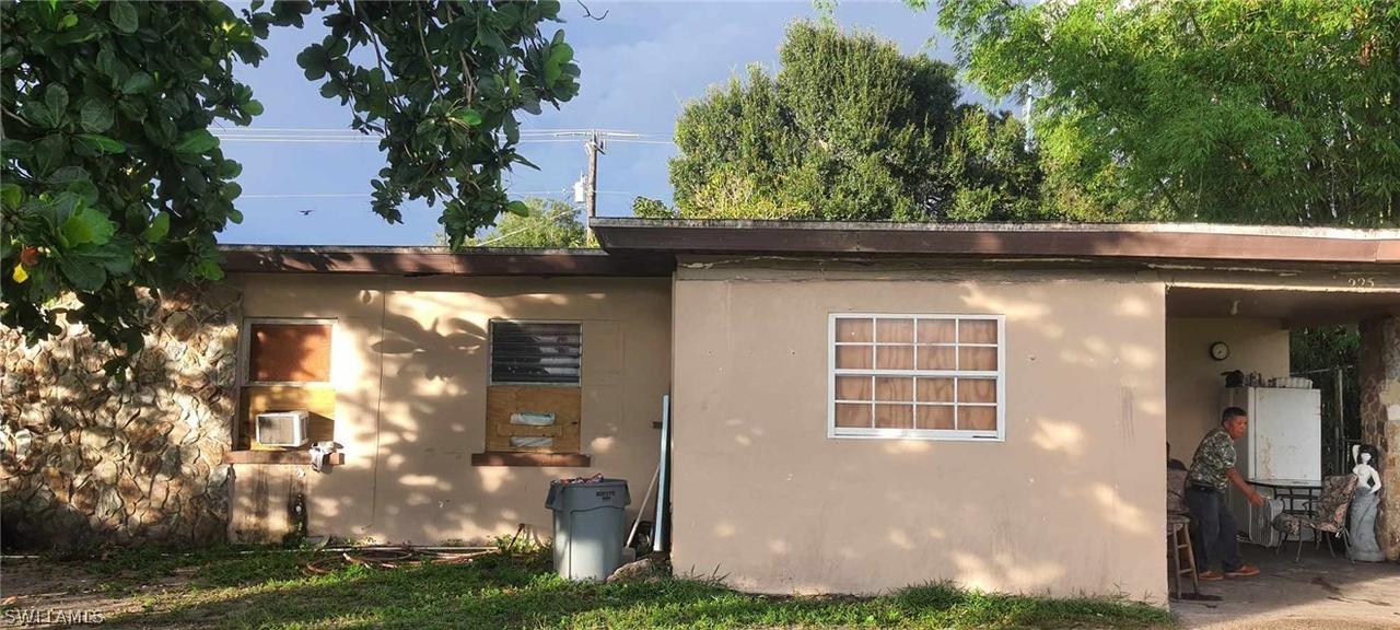 225 Ortiz Ave., Fort Myers, FL 33905