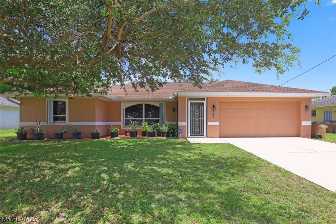 823 SE 20th Pl., Cape Coral, FL 33990