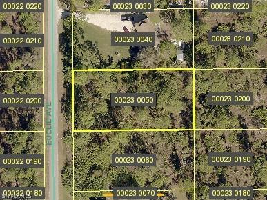 914 Euclid Ave., Lehigh Acres, FL 33972