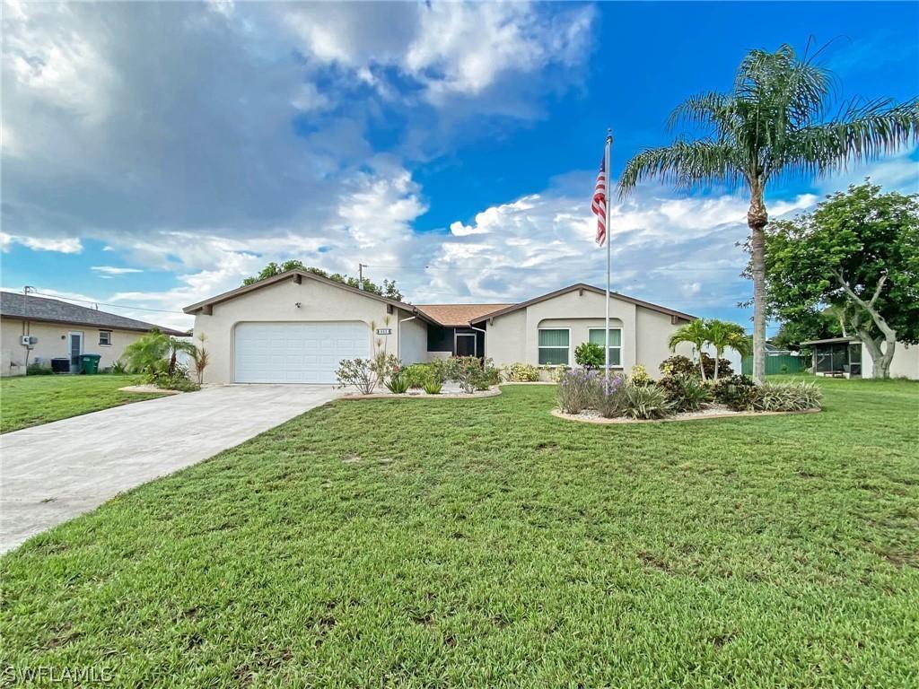 924 SE 17th Ter., Cape Coral, FL 33990