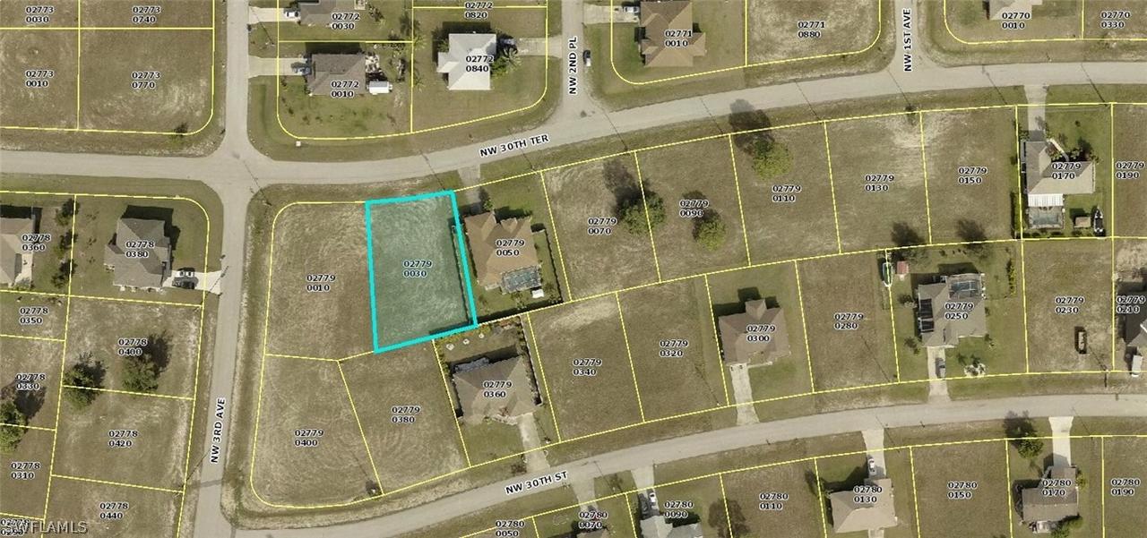208 NW 30th Ter., Cape Coral, FL 33993