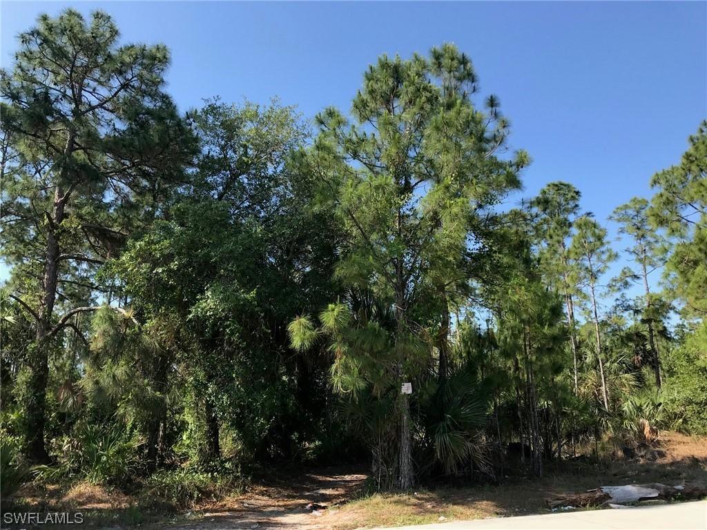 6th Ave., Naples, FL 34117