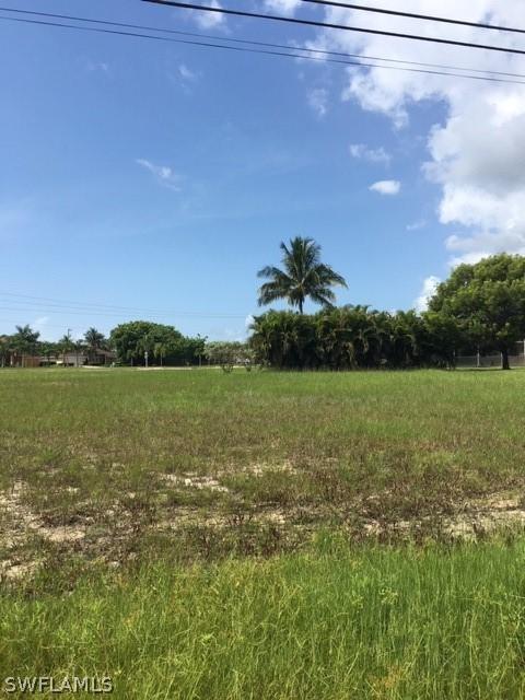 2504 SW 32nd St., Cape Coral, FL 33914