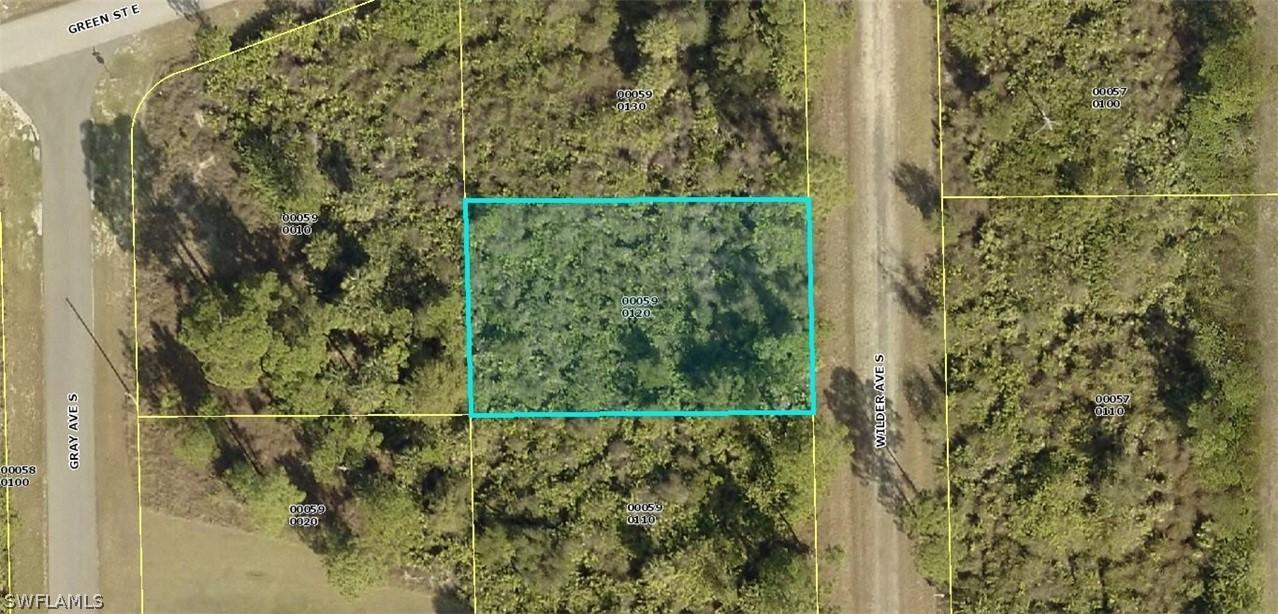 418 Wilder Ave., Lehigh Acres, FL 33974