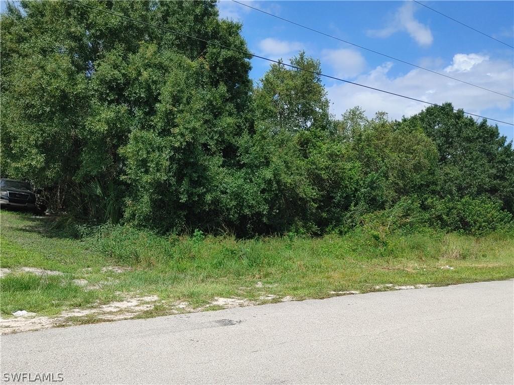 2416 / 2418 Venice Ave., Lehigh Acres, FL 33971