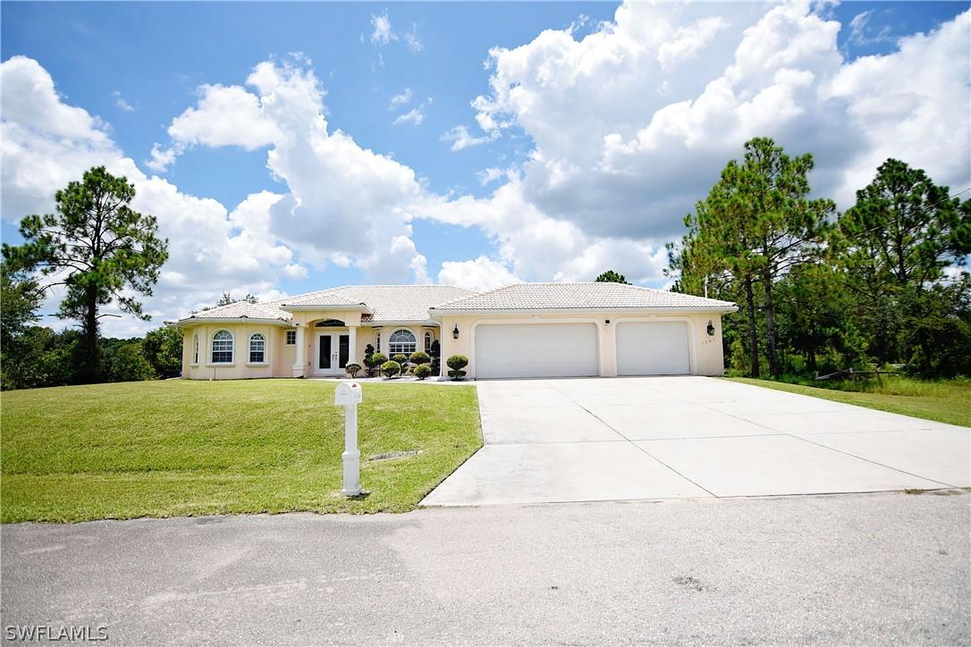 1201 Fitch Ave., Lehigh Acres, FL 33972
