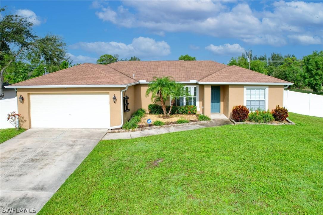 1216 SW 7th Ct., Cape Coral, FL 33991