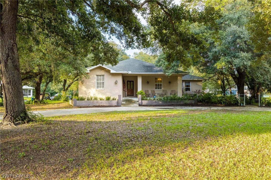 1812 Mcarthur Ave., Lehigh Acres, FL 33972