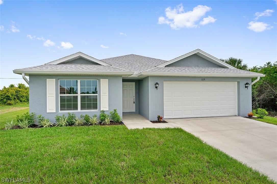 917 Kanuga St., Lehigh Acres, FL 33974