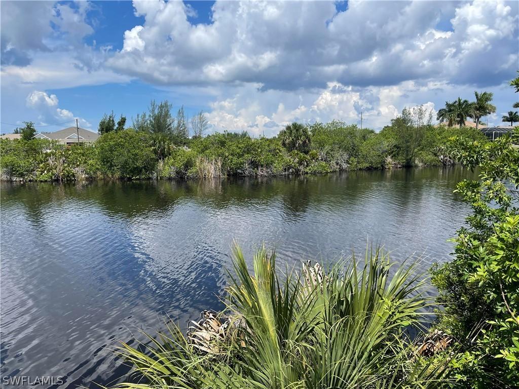 1906 NW 36th Ave., Cape Coral, FL 33993