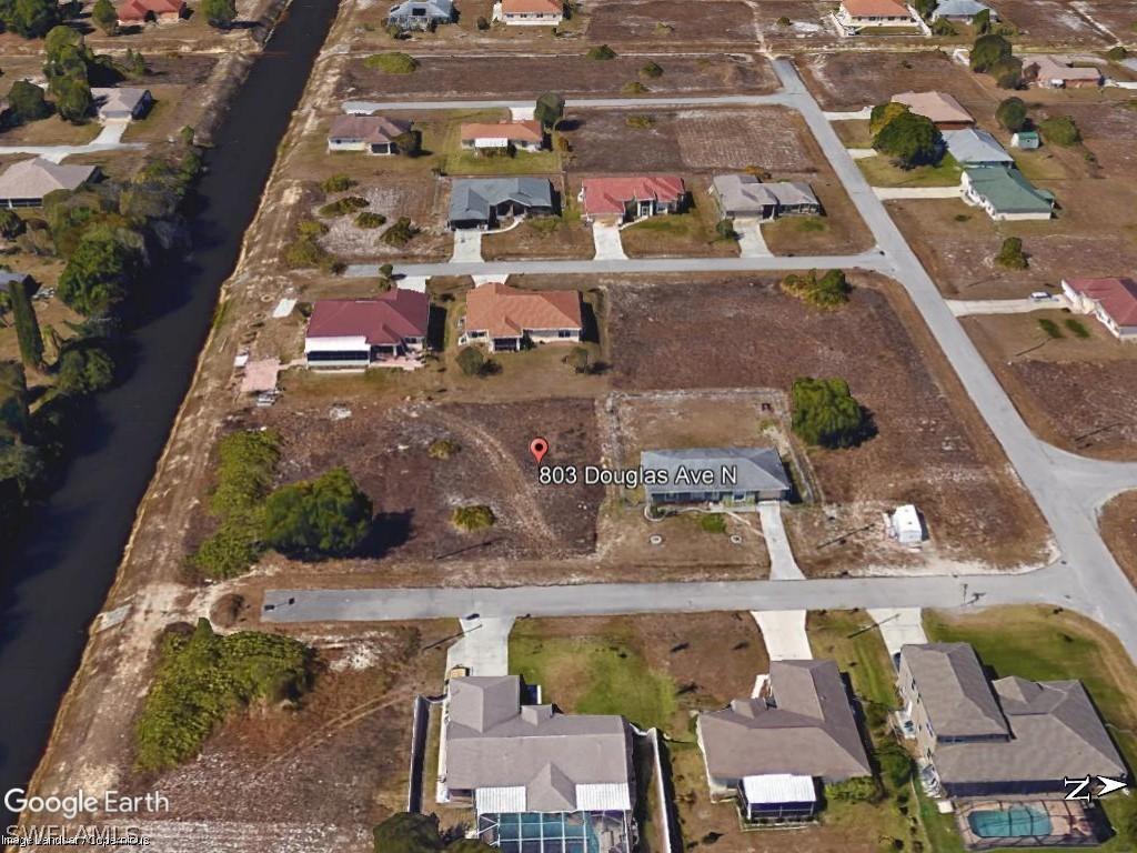 803 Douglas Ave., Lehigh Acres, FL 33971