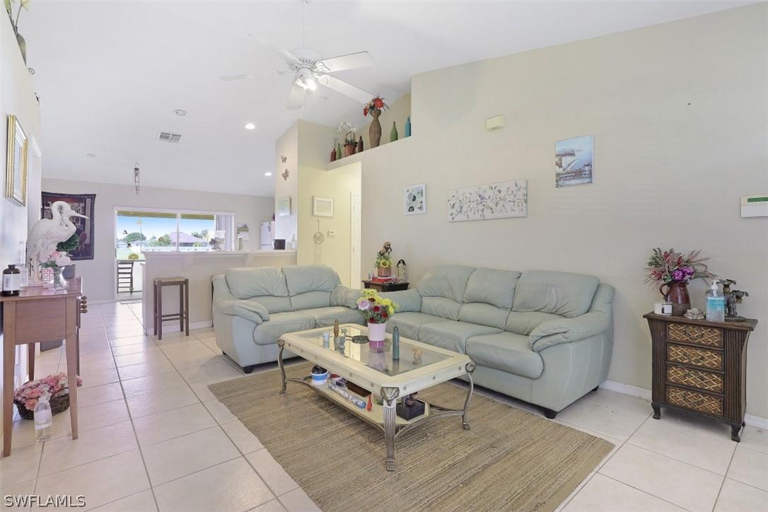 209 NW 6th Ter., Cape Coral, FL 33993