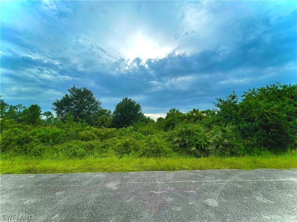 1121 Michael Ave., Lehigh Acres, FL 33936