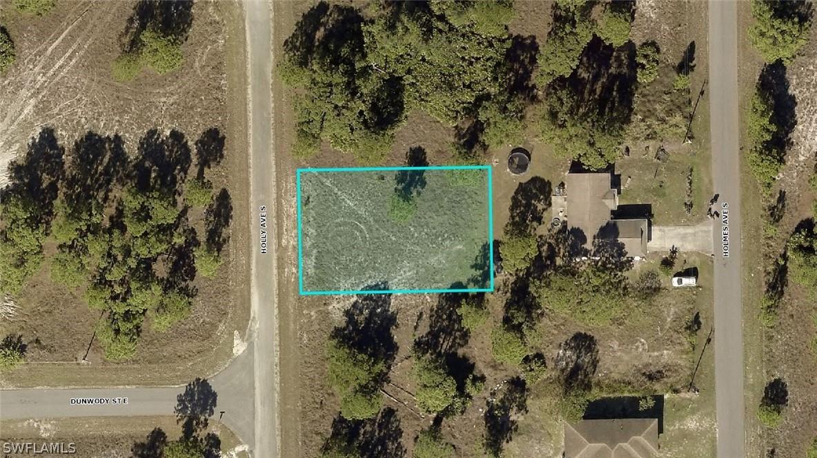 1137 Holly Ave., Lehigh Acres, FL 33974