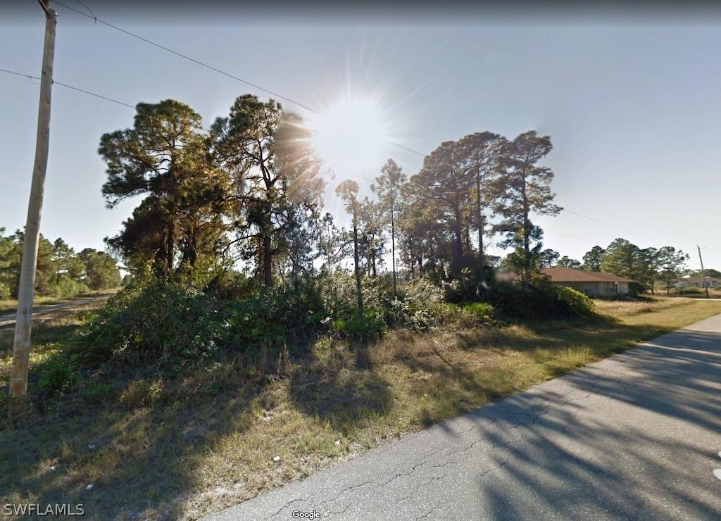 2922 Anita Ave., Lehigh Acres, FL 33971